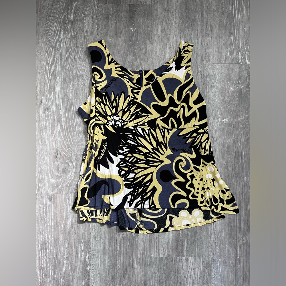 Manuhealii Blouse